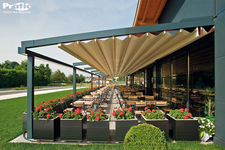 retractable fabric cover for outdoor dining